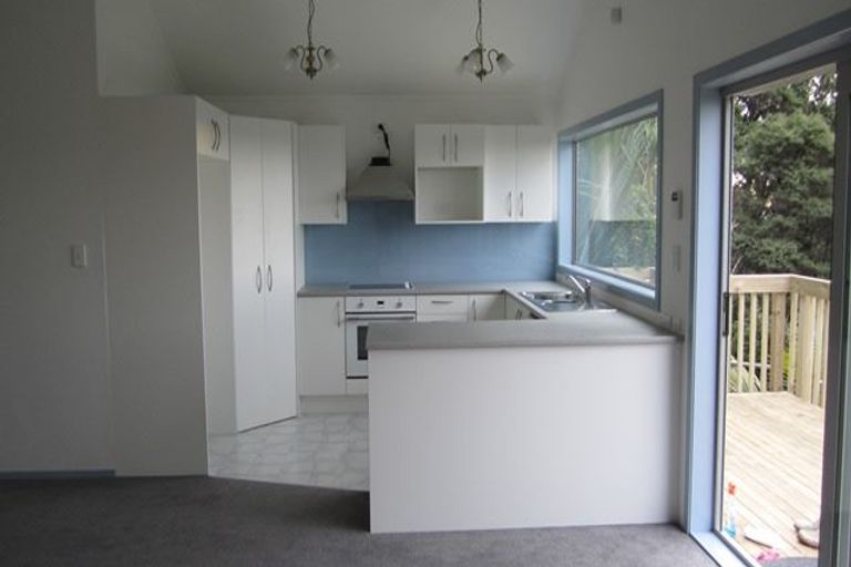 Photo of property in 312 Forest Hill Road, Waiatarua, Auckland, 0612