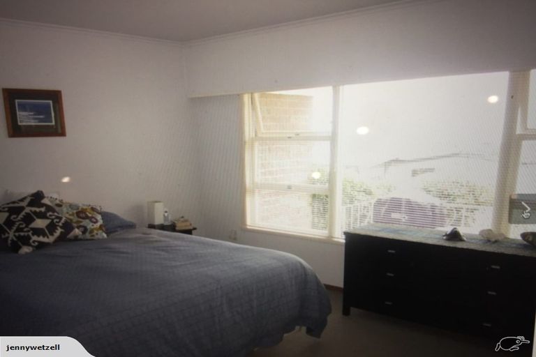 Photo of property in 1/12 Castor Bay Road, Castor Bay, Auckland, 0620