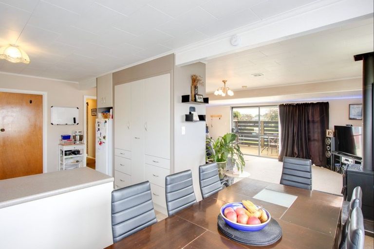 Photo of property in 39 Fife Crescent, Tamatea, Napier, 4112