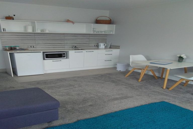 Photo of property in 87 Kupe Drive, Whitianga, 3510