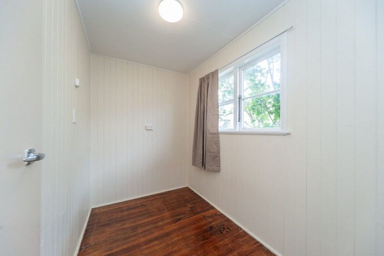 Photo of property in 34 Allington Road, Karori, Wellington, 6012