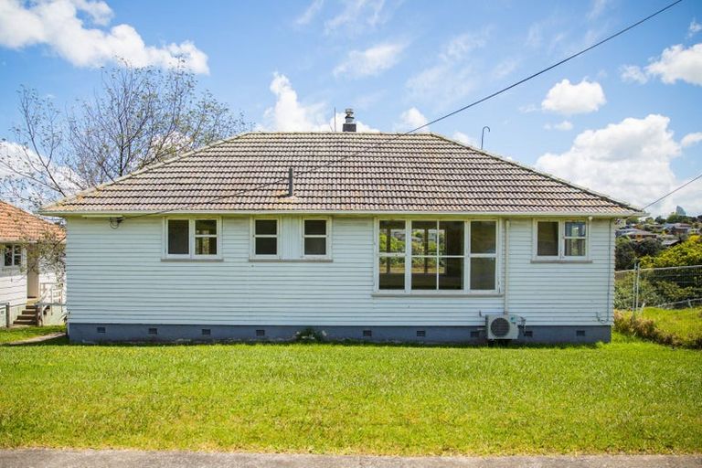 Photo of property in 29 Hillary Crescent, Belmont, Auckland, 0622