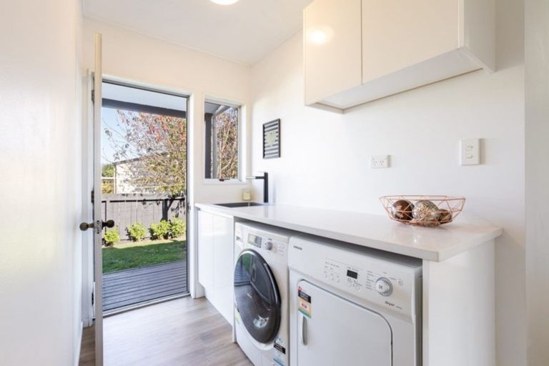 Photo of property in 38b Moore Street, Leamington, Cambridge, 3432