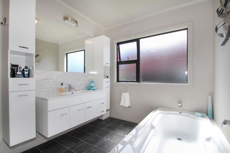 Photo of property in 14 Main Street, Weston, Oamaru, 9401