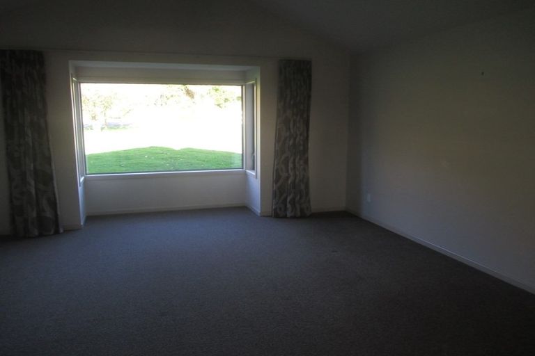Photo of property in 63 Manakau Heights Drive, Manakau, Otaki, 5583