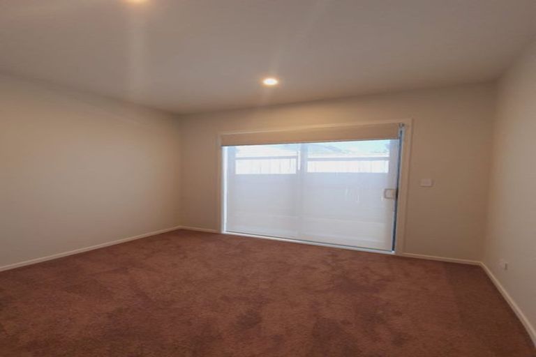 Photo of property in 12 Percheron Road, Pukekohe, 2120