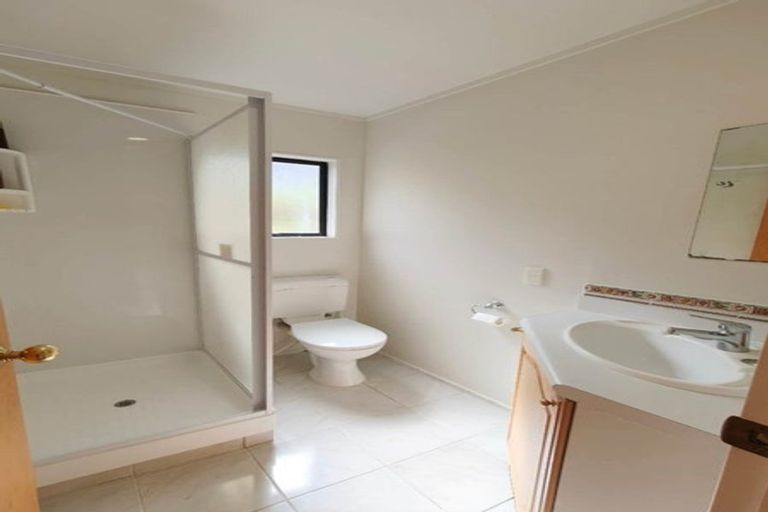 Photo of property in 74 Caribbean Drive, Unsworth Heights, Auckland, 0632