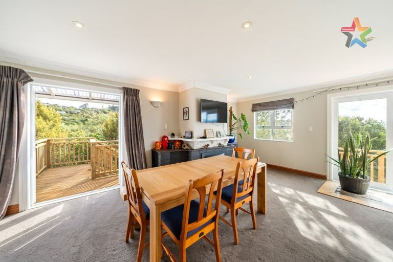 Photo of property in 94 Normandale Road, Normandale, Lower Hutt, 5010