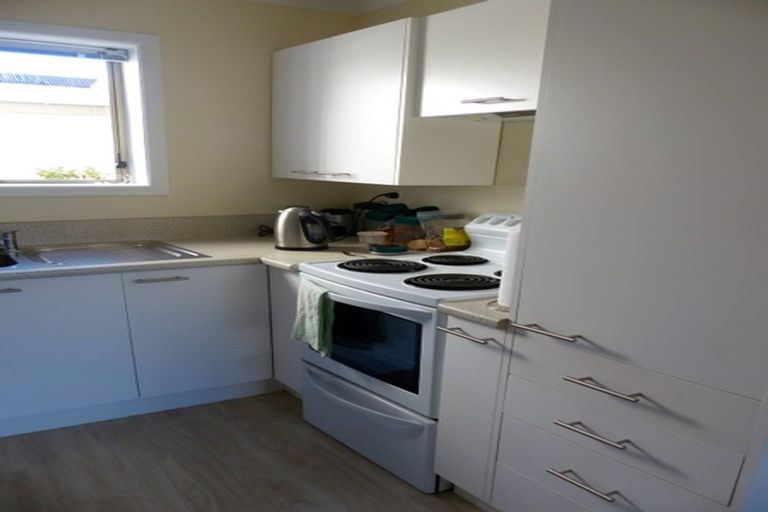 Photo of property in 5/74 Picton Avenue, Riccarton, Christchurch, 8011