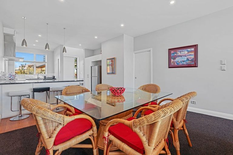 Photo of property in 23 Dow Square, Wigram, Christchurch, 8025