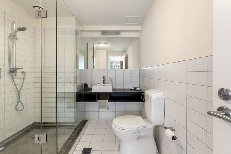 Photo of property in Sol Apartments, 10/37 Jessie Street, Te Aro, Wellington, 6011