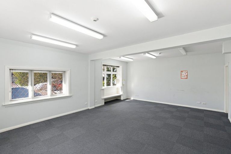 Photo of property in 277 Montreal Street, Christchurch Central, Christchurch, 8013