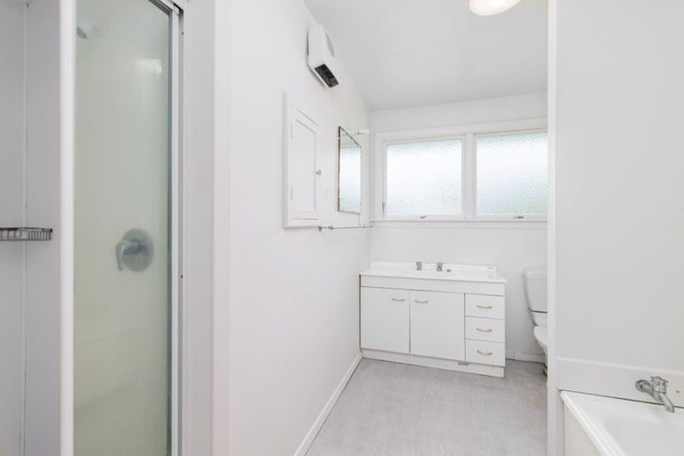 Photo of property in 4 Chedworth Avenue, Bishopdale, Christchurch, 8053