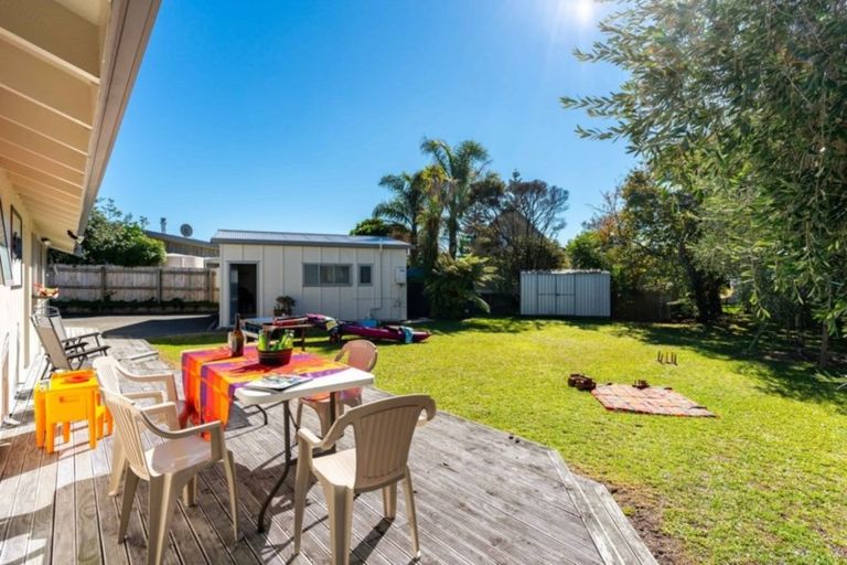 Photo of property in 5 Holiday Crescent, Mangawhai Heads, Mangawhai, 0505
