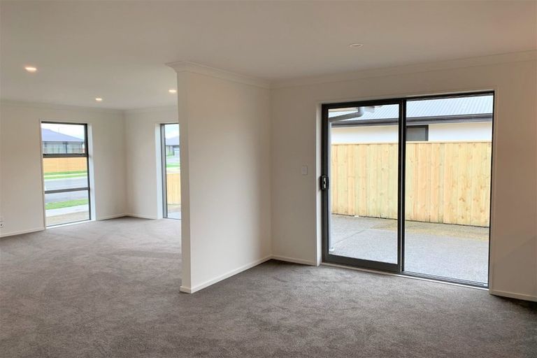 Photo of property in 71 Macphail Avenue, Rangiora, 7400