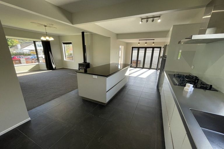 Photo of property in 23 List Street, Welbourn, New Plymouth, 4310