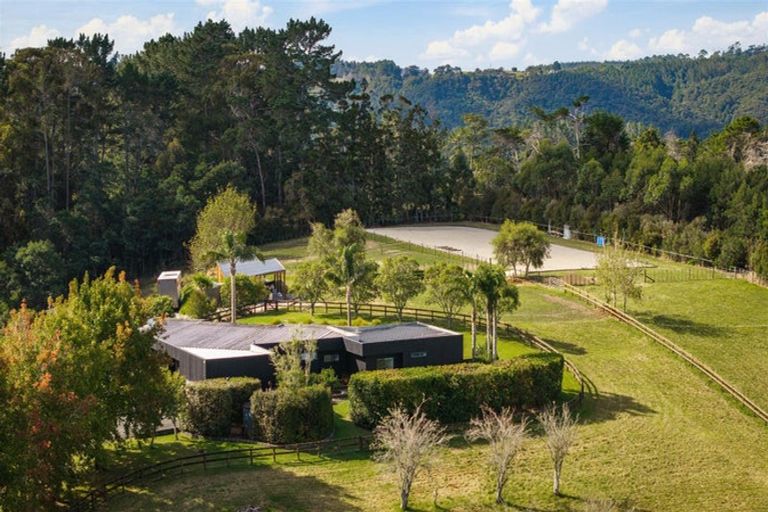 Photo of property in 206 Trigg Road, Kumeu, 0891