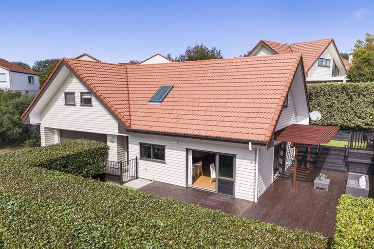 Photo of property in 1a Parkwood Crescent, Gulf Harbour, Whangaparaoa, 0930