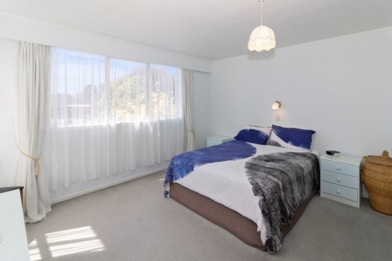 Photo of property in 68 Fernleigh Street, Frankleigh Park, New Plymouth, 4310