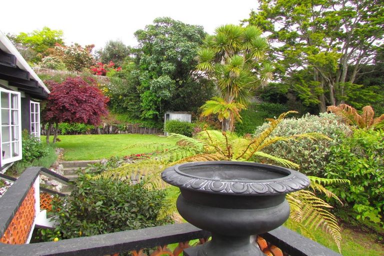 Photo of property in 35 Tremaine Avenue, Two Mile Bay, Taupo, 3330