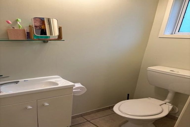 Photo of property in 16a Rossmore Terrace, Cashmere, Christchurch, 8022