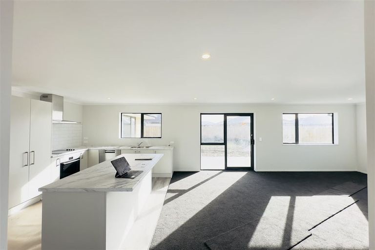 Photo of property in 11 Herridge Street, Woodend, 7691