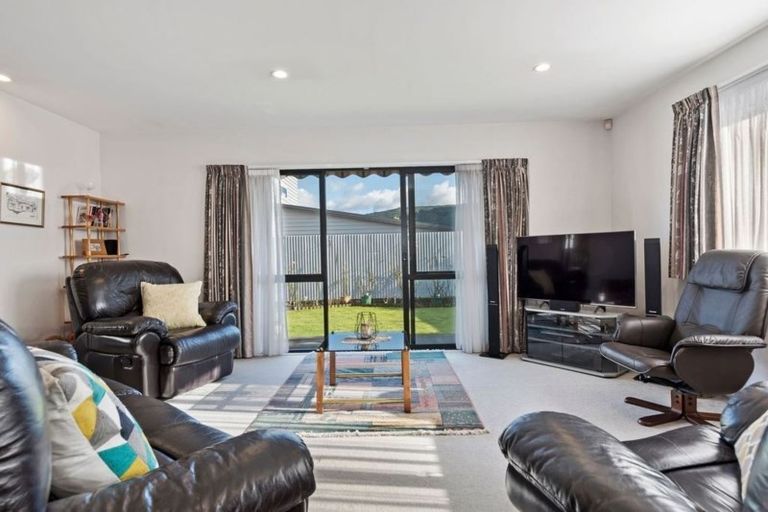 Photo of property in 66b Thackeray Street, Trentham, Upper Hutt, 5018