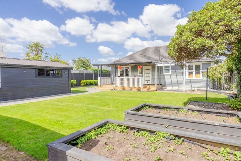 Photo of property in 63 Charlcott Street, Burnside, Christchurch, 8053