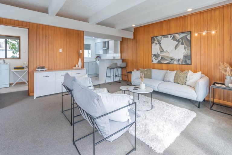 Photo of property in 3/179 Marine Parade, New Brighton, Christchurch, 8083