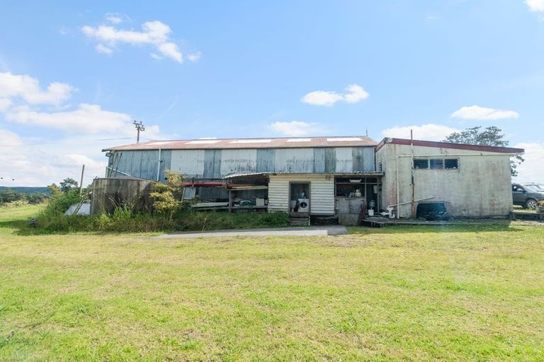Photo of property in 17 Settlement Road, Kawakawa, 0210