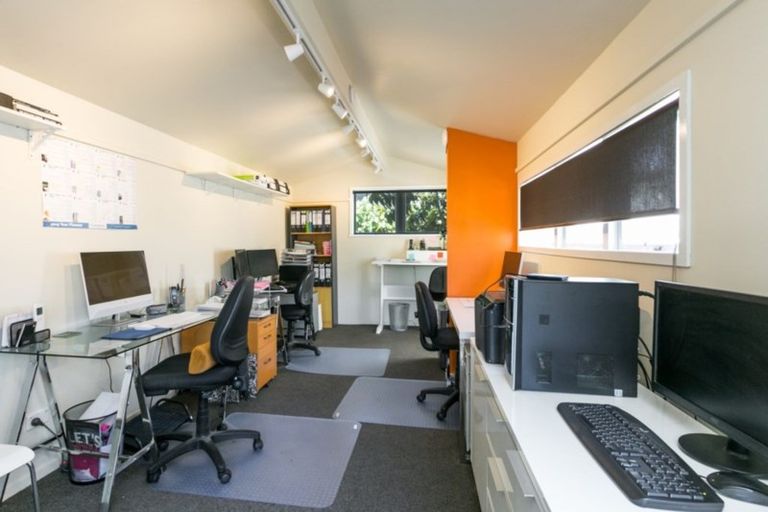 Photo of property in 7 Church Road, Taradale, Napier, 4112