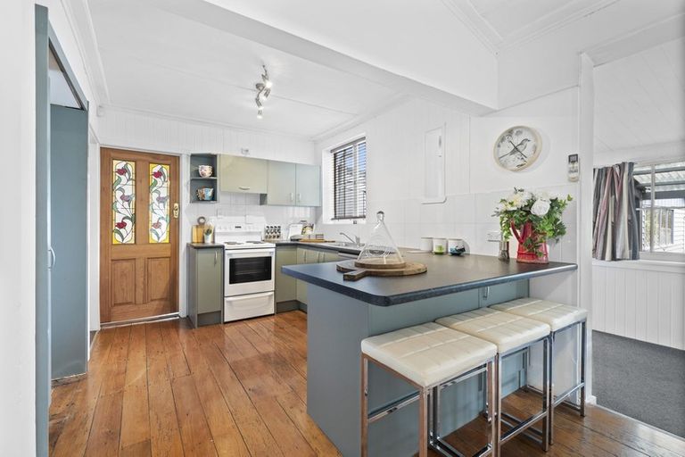 Photo of property in 18 Cosgrave Road, Papakura, 2110