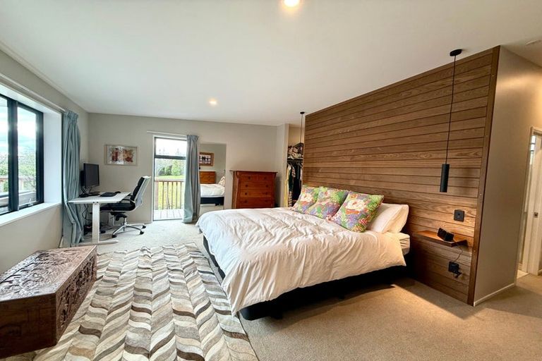 Photo of property in 13 Matuku Lane, Heathcote Valley, Christchurch, 8022