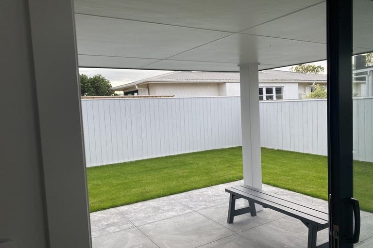 Photo of property in 2a Weber Place, Roslyn, Palmerston North, 4414