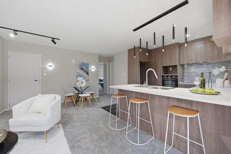 Photo of property in 716c Massey Road, Mangere, Auckland, 2022