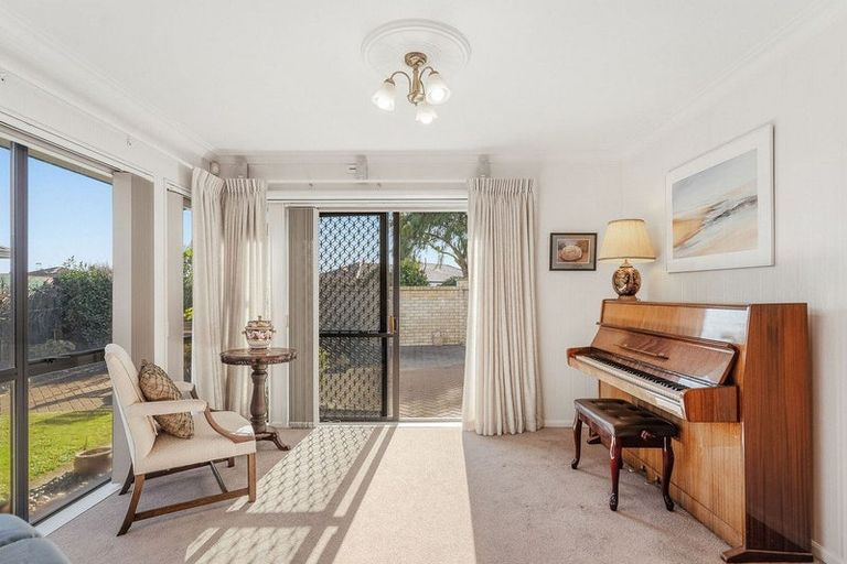 Photo of property in 4 Fuchsia Place, Mount Maunganui, 3116