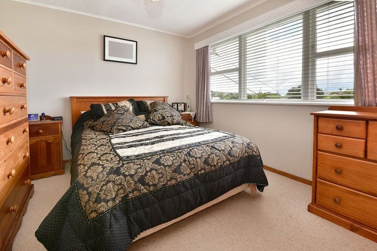 Photo of property in 16 Sundown Avenue, Manly, Whangaparaoa, 0930