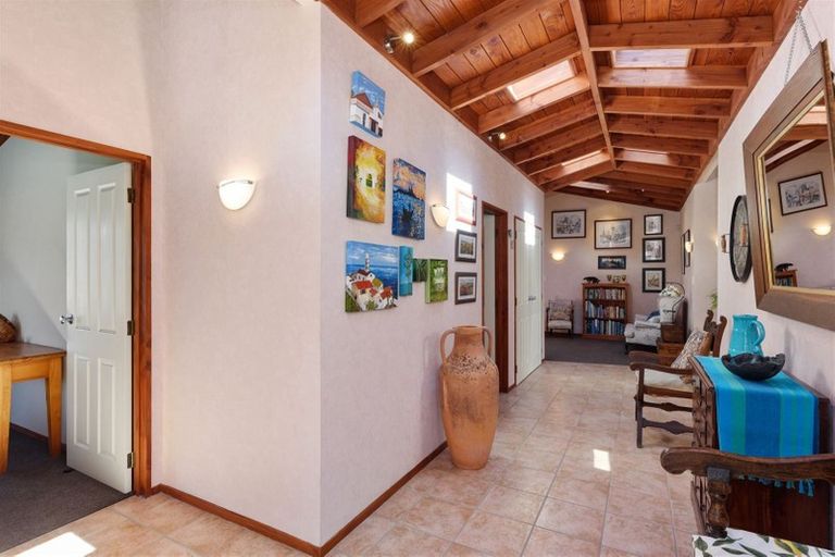 Photo of property in 11 Claremont Rise, Levin, 5510