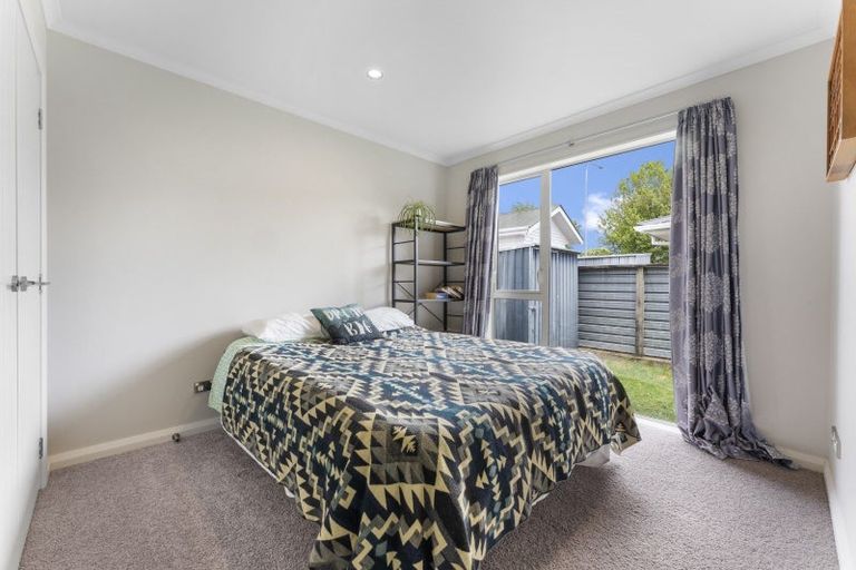 Photo of property in 6a Chelwood Street, Takaro, Palmerston North, 4412