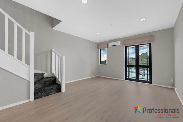 Photo of property in 5/77 Saint George Street, Papatoetoe, Auckland, 2025