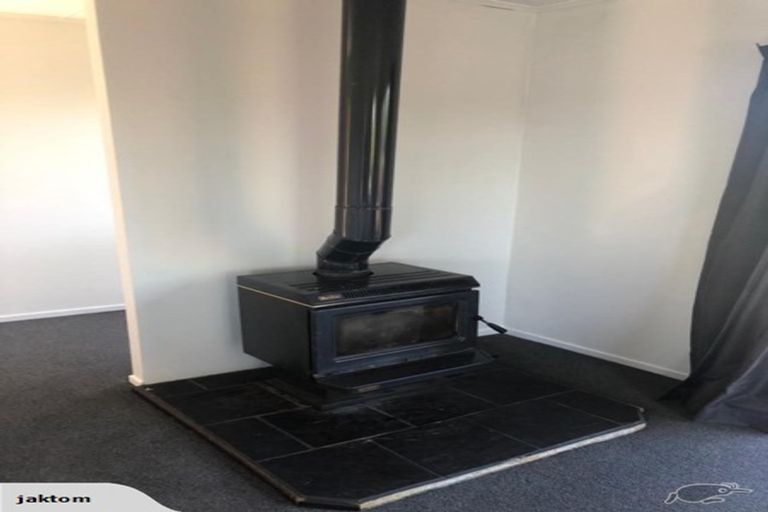 Photo of property in 40 Cumberland Crescent, Welcome Bay, Tauranga, 3112