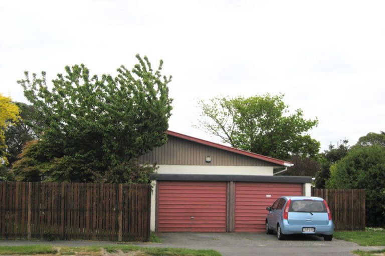 Photo of property in 1/75 Grahams Road, Burnside, Christchurch, 8041
