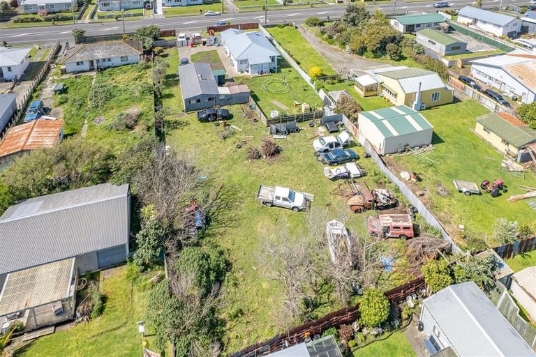 Photo of property in 43 Cornfoot Street, Castlecliff, Whanganui, 4501