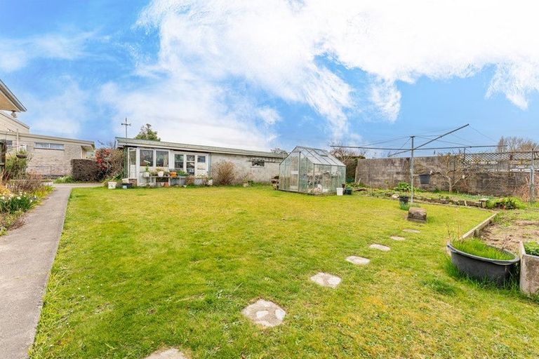 Photo of property in 25 Maling Street, Geraldine, 7930