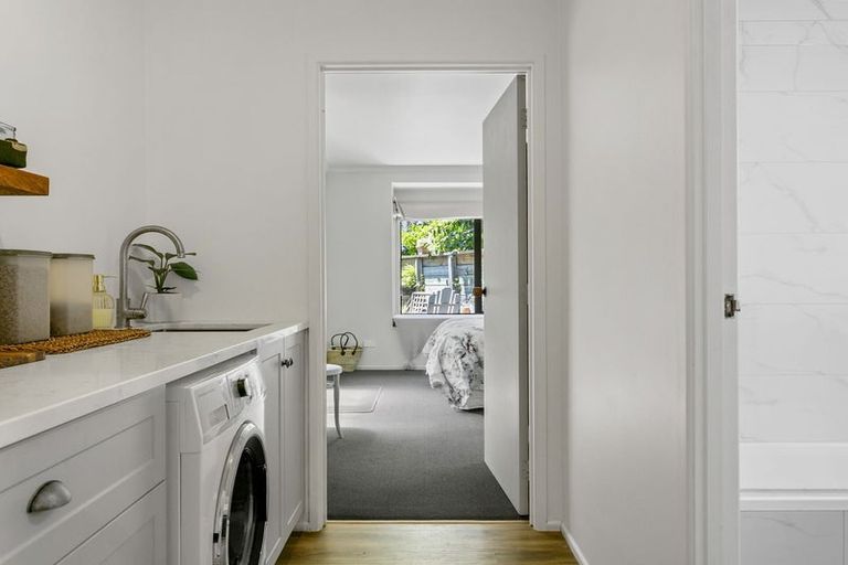 Photo of property in 66 Shepherd Road, Waipahihi, Taupo, 3330