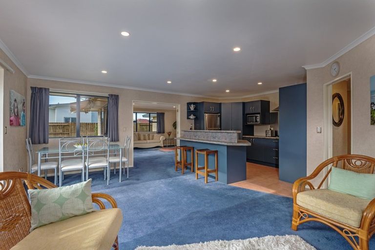 Photo of property in 42 Roberts Line, Kelvin Grove, Palmerston North, 4414