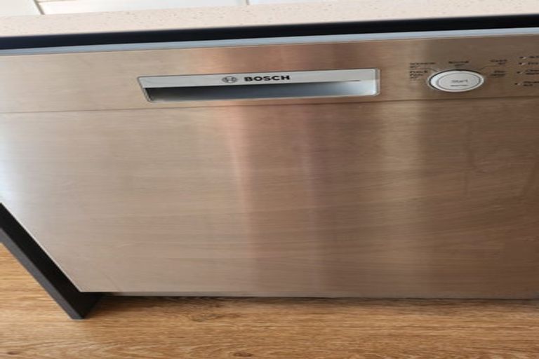 Photo of property in 4 Pukemarino Road, Waimauku, 0812