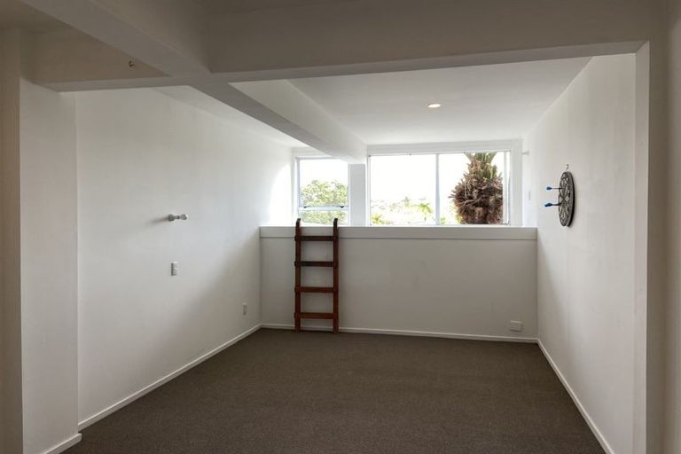Photo of property in 40 Essex Street, Vogeltown, New Plymouth, 4310
