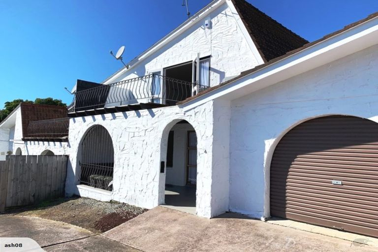 Photo of property in 4/8 Wood Street, Papakura, 2110
