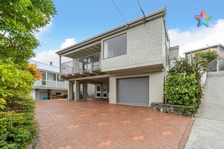 Photo of property in 37 Tilbury Street, Fairfield, Lower Hutt, 5011
